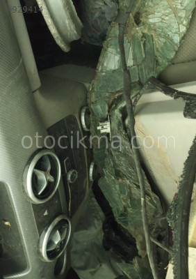 ÇIKMA 2014 MERCEDES GLK 220 KLİMA KONTROL PANELİ.