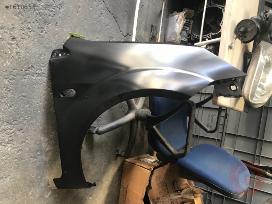 Ford Fiesta sağ ön çamurluk yeni
