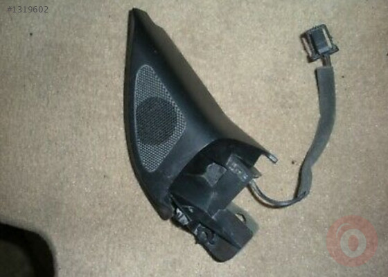 VW JETTA 06-11 HOPARLÖR KAPAĞI 1K5837974C 9B9