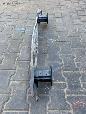 BMW F30 3SERİSİ ÇIKMA ORJİNAL ARKA TAMPON DEMİRİ 7256927