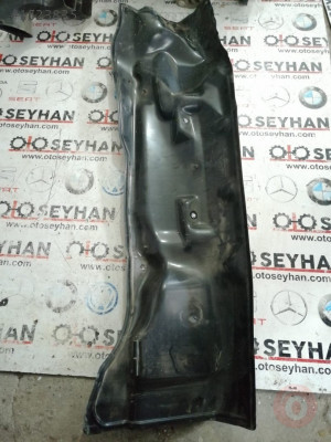 Seat toledo 2013 ön cam ızgarası alt sacı