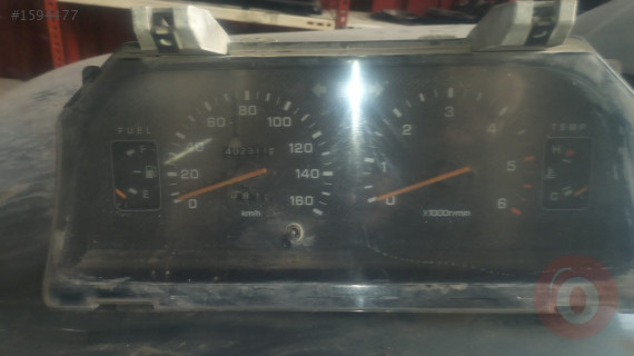 Mitsubishi L300 kilometre saati
