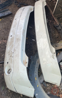 Ford fiesta arka tampon çıkma orjinal beyaz