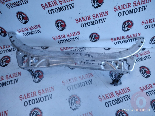 MERCEDES C SERSİSİ ÖN PANEL ÇIKMA PARÇA