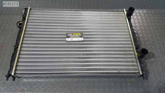 3A0 121 253 VOLKSWAGEN PASSAT VARİANT 1993-1997 SU RADYATÖRÜ