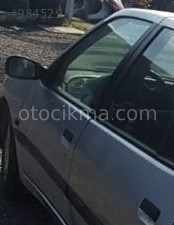 1998 model peugeot 306 1.8 benzinli çıkma sol ön kapı