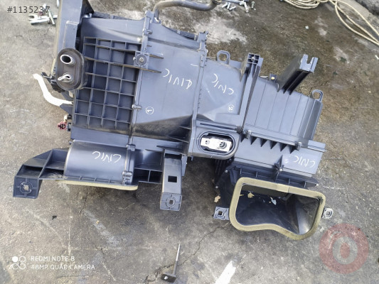 HONDA CIVIC KALORİFER KAZANI ÇIKMA PARÇA