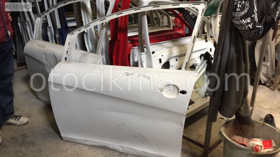 SEAT ALTEA SOL ARKA KAPI VE TÜM ORJINAL ÇIKMA PARÇALAR