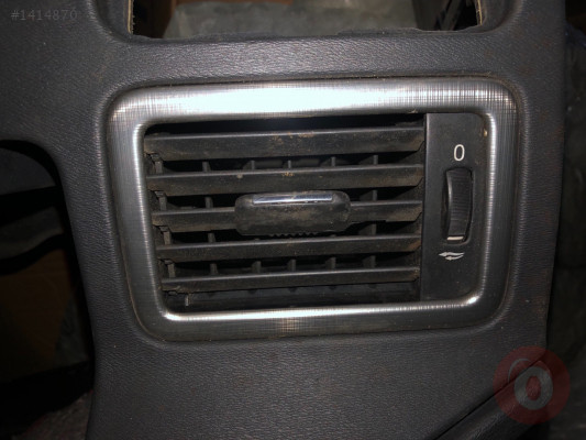 Volvo s80 sol kalorifer üfleme ızgarası