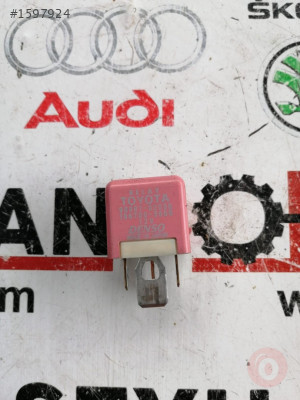 90987-02030 Toyota corolla 2008 pembe röle