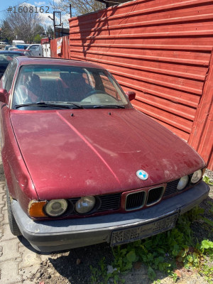 BMW 5.20 ÖN KAPUT ÇIKMA