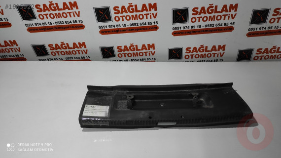 SKODA OCTAVİA 13-19 ARKA BAĞAJ KİLİT KAPLAMASI OEM; 5E586345