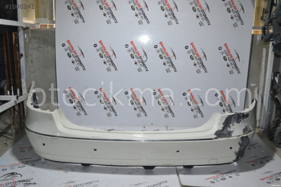 MERCEDES E SERİSİ A212 W212 ARKA TAMPON