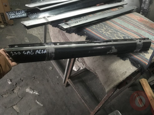 W220 S SERİSİ SAĞ ARKA KAPI ÇITASI MERCEDES ORJİNAL ÇIKMA