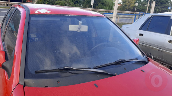 seat ibiza çıkma ön cam