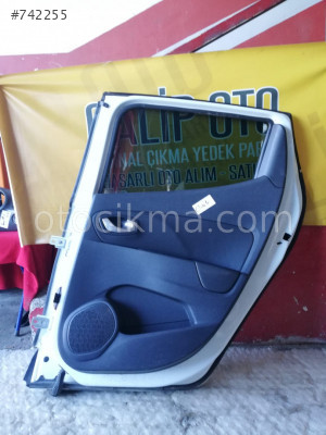 Renault Clio 4 Sağ arka kapı beyaz hatasız orjinal çıkma