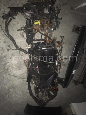 Audi Q7 kalorifer motoru hatasız orjinal çıkma