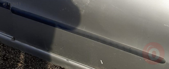 fiat albea çıkma sağ ön kapı bandı
