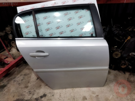 OPEL SİGNUM SAĞ ARKA KAPI