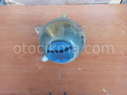 GOLF 4 BORA 1.9 YEDEK SU DEPOSU