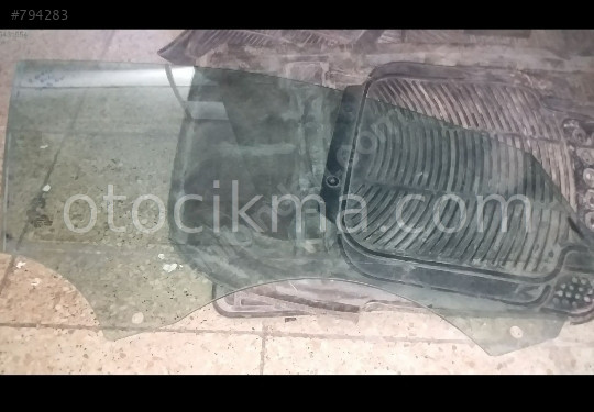 2014 audi a4 sag on kapı camı orj.cıkma