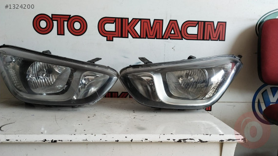HYUNDAİ İ20 SAĞ FAR 500₺ SOL FAR 500₺