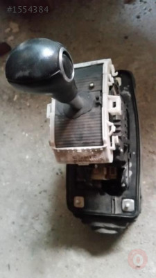 Audi A4 çıkma vites kolu