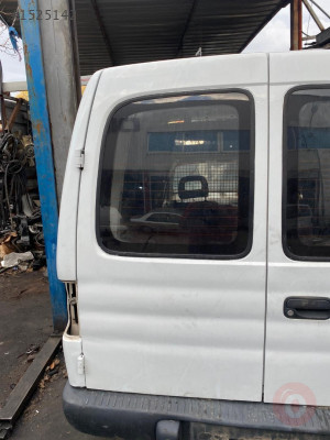 OPEL COMBO SOL ARKA BAGA KAPISI ÇIKMA