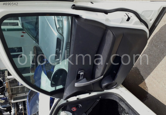 2011 NİSSAN QASHQAİ ÇIKMA KAPI DÖŞEME.