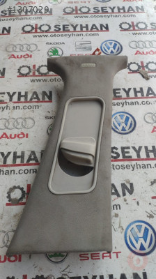 3B0868418F vw passat b5 orta sağ direk üst kaplaması