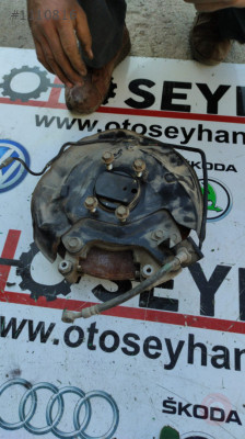 nissan qashqai arka sağ taşıyıcı ve disk