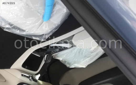 2019 VOLVO XC40 HATASIZ VİTES KONSOLU.