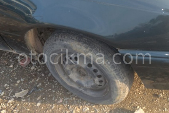 1996 model daewoo racer 1.5 çıkma sağ ön jant lastik