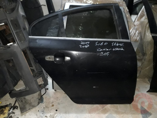 VOLVO S60 SAĞ ARKA KAPI DÖŞEMESİZ ORİJİNAL SİYAH 2010-19
