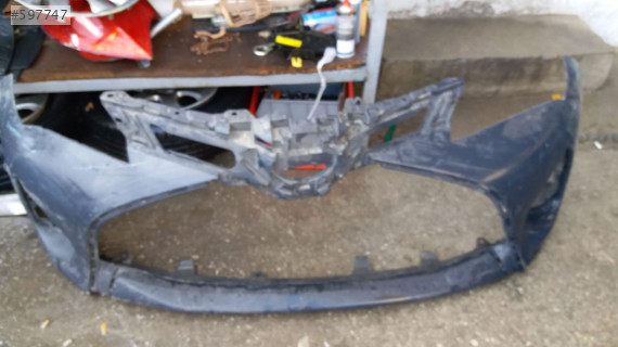 çıkma toyota auris tampon