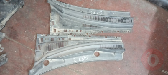 HYUNDAİ GETZ ÇIKMA ORJİNAL ÖN CAM IZGARASI