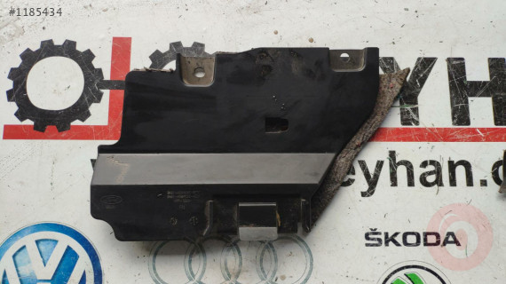 8A61-A044C98 ford fiesta 2011 torpido yan kaplaması