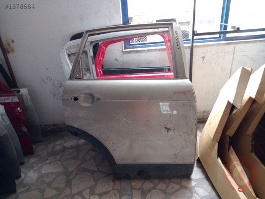 Chevrolet Captiva sağ arka kapı 2010 çıkma parça