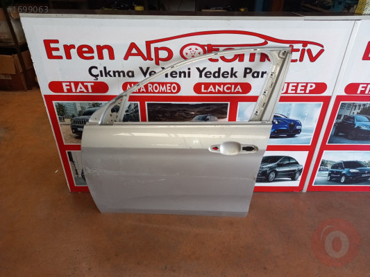 FİAT EGEA SOL ÖN KAPI ÇIKMA ORJİNAL GRİ