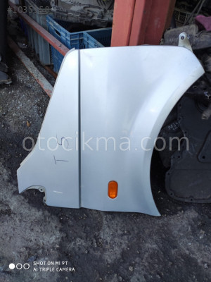 VOLKSWAGEN TRANSPORTER SAĞ ÖN ÇAMURLUK ÇIKMA PARÇA