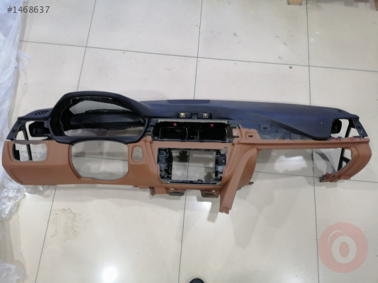 BMW F30 SIFIR TABA GÖĞÜS TORPİDO