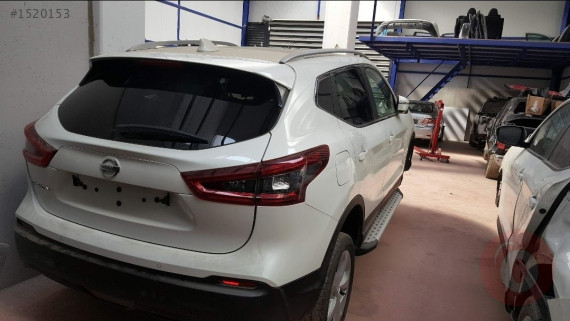 QASHQAİ ORJINAL ARKA VE TÜM PARÇALARI... MİL OTOMOTİV