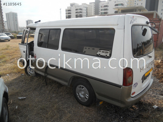 HYUNDAİ H100 SOL ARKA ÇAMURLUK ORJİNAL ÇIKMA 1998 2005 ARASI