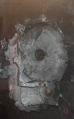 mitsubishi carisma çıkma 5 ileri manüel şanzıman 1.9 dizel