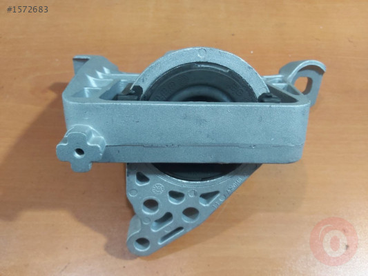 MAZDA 3 2009 - 2012 BENZİNLİ SAĞ MOTOR KULAĞI