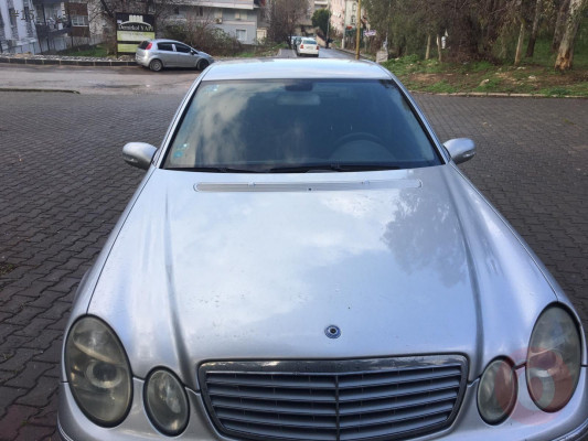 MERCEDES E 220 ÖN PANJUR ÇIKMA