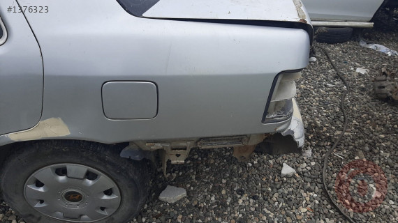 1992 hyundai excel 1.5 karburatörlü kesme sol arka çamurluk