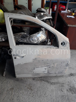 2014 dacia duster sağ ön kapı