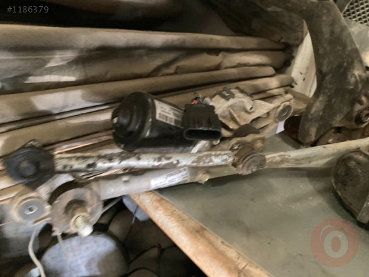 Cruze Ön Cam Silecek Motoru