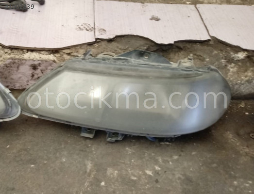 renault laguna 1 makyajlı kasa çıkma sol far